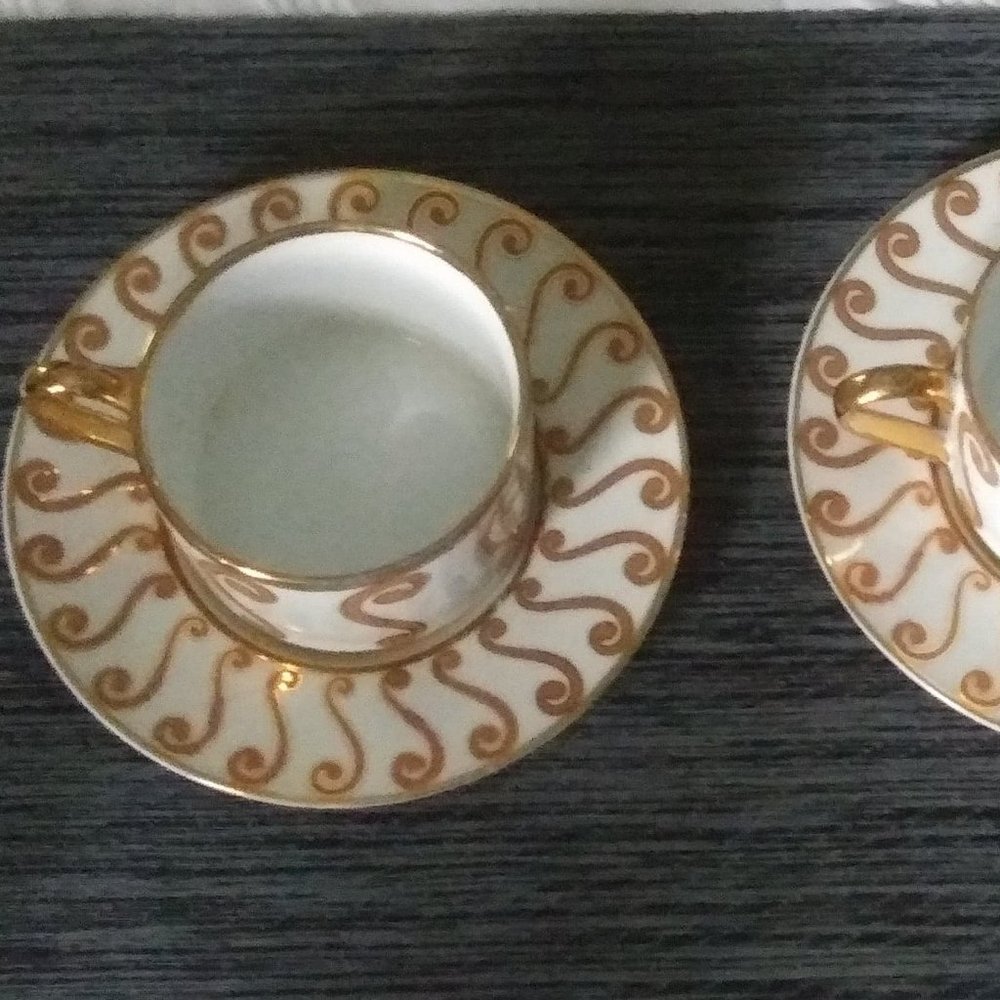 MARC BLACKWELL NEW YORK "SOMETHING ABOUT MOROCCO" GOLD TEACUP & SAUCER NEW